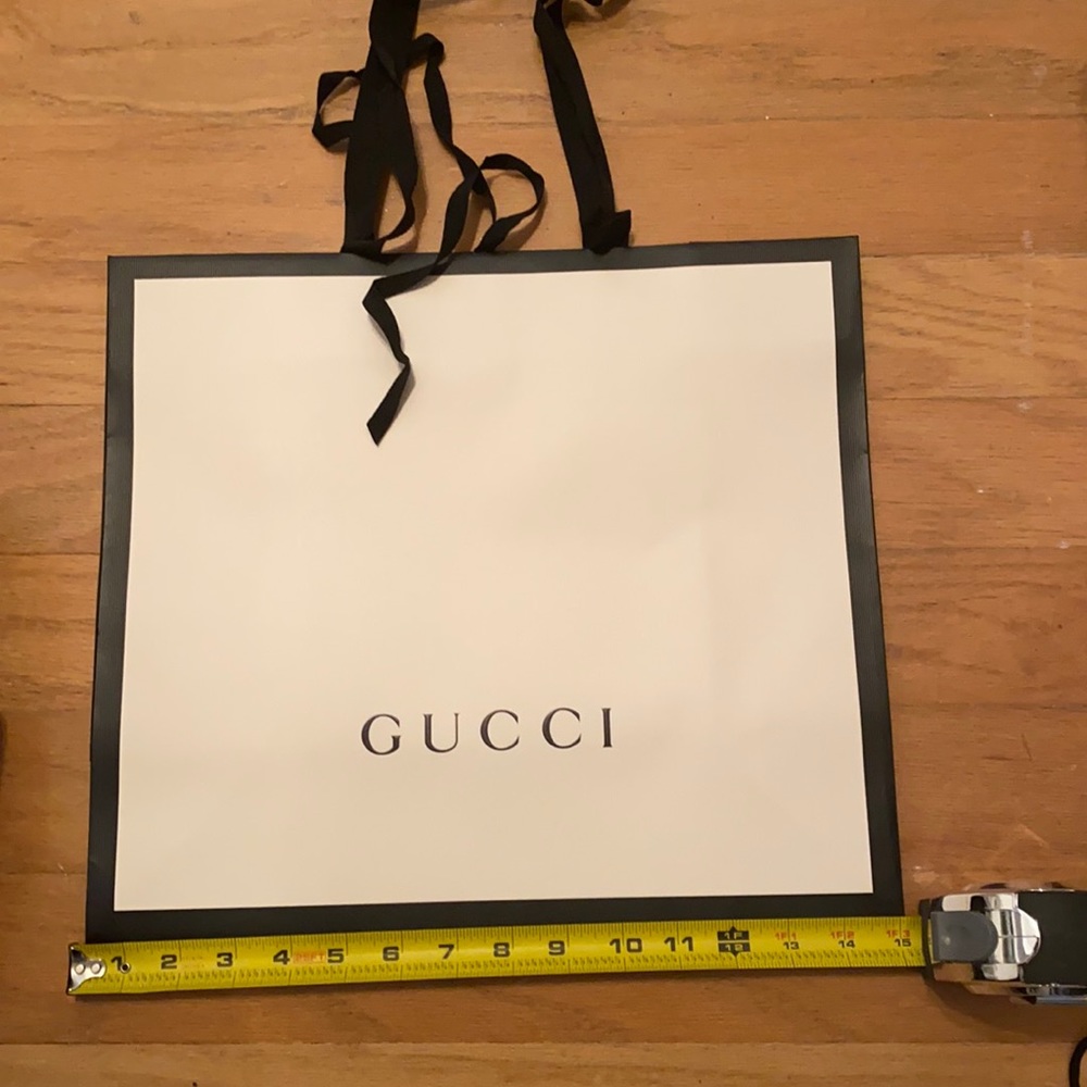 Gucci shopping bag